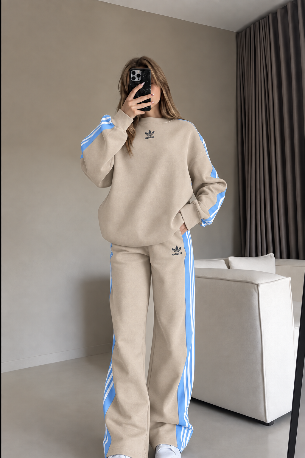 Women's Two-Piece Striped Sports Set: Casual, Loose-Fit Activewear